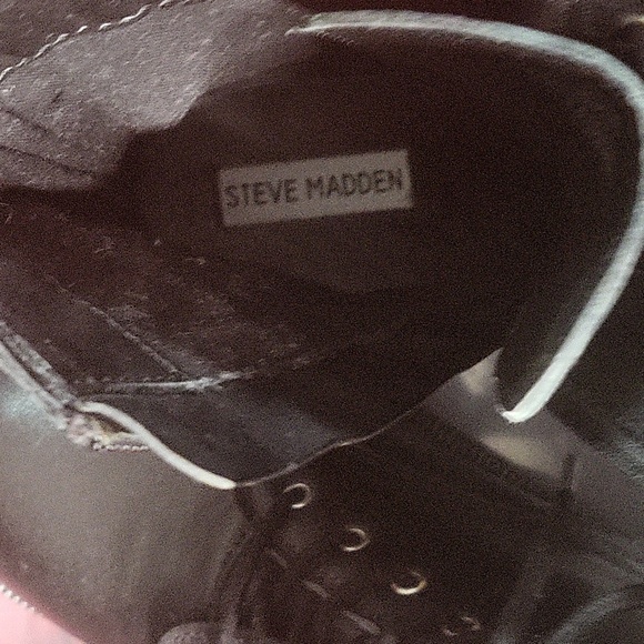 Steve Madden black leather combat boots with side zipper size 9.5 - Picture 7 of 8